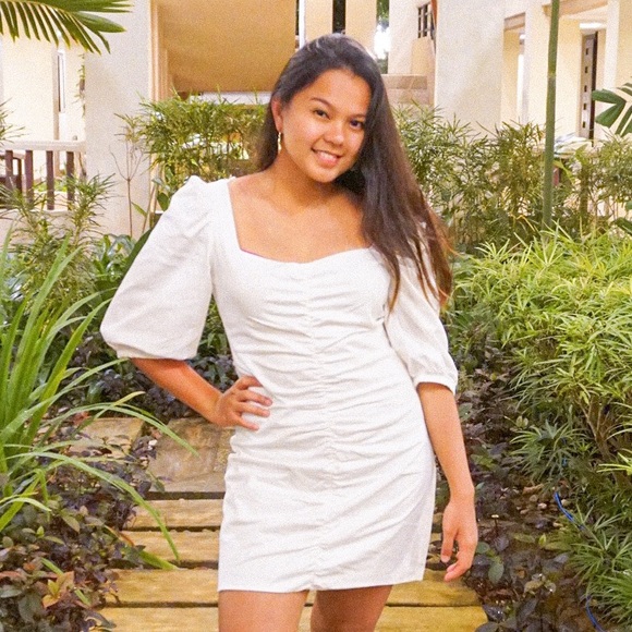 Meet your Posher, Paola - Picture 1 of 1